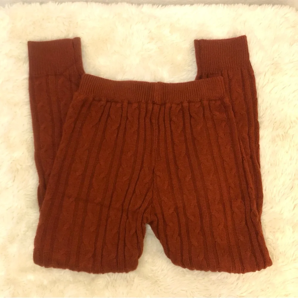 2pc Cable Knit Sweater Set - Picture 5 of 9